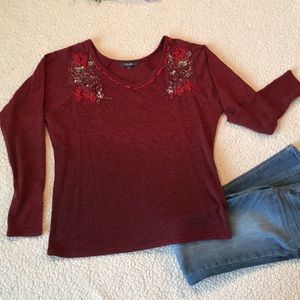 Miss Me burgundy/red ombré knit top